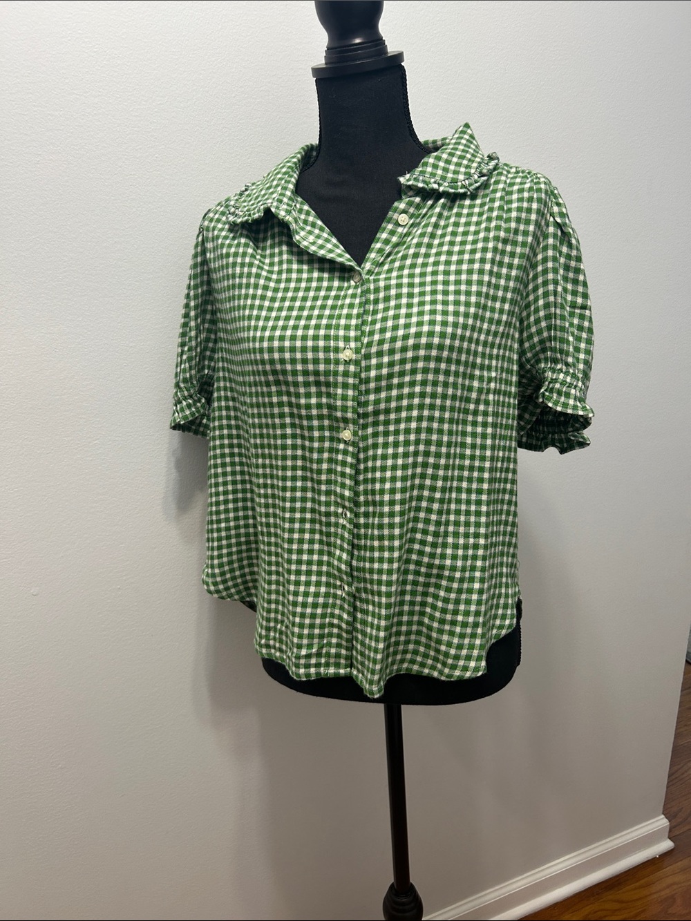 GAP Green and White Gingham Button-Down Shirt